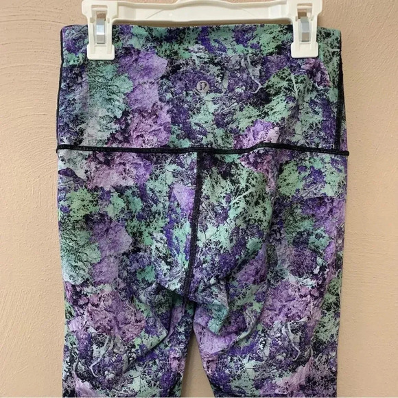 Lululemon Wunder Under Hi-Rise Tight Size 6 - Picture 8 of 10
